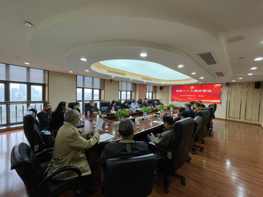 公司黨委副書記、董事陳鑫云赴舒博特宣講.jpg